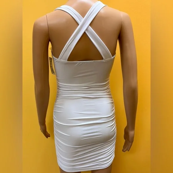 Sabora - Picture 2 of 2